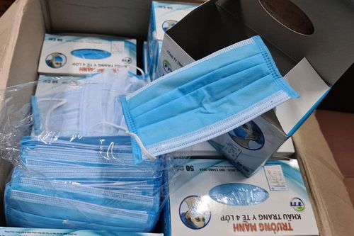 Xử lý nhiều vụ vận chuyển, buôn bán khẩu trang không rõ nguồn gốc