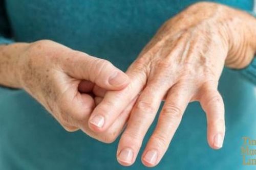 Tê bì chân tay theo quan điểm của Y học cổ truyền