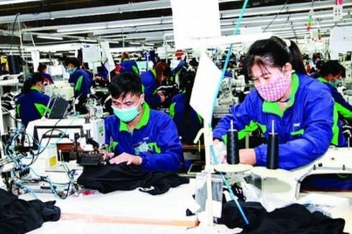 Thêm hàng loạt trường hợp được tạm hoãn hợp đồng lao động từ năm 2021