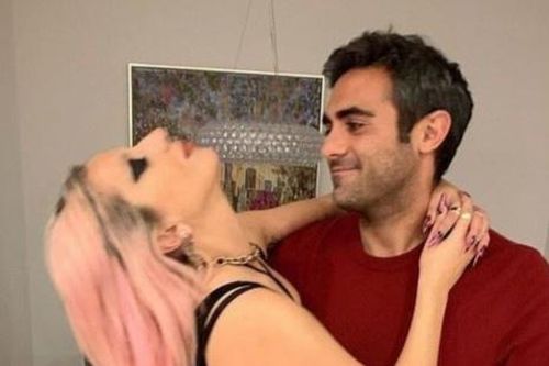 Lady Gaga muốn kết hôn, sinh con từ khi yêu Michael Polansky