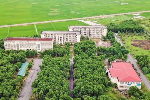 151 lưu học sinh Lào rời khỏi ký túc xá trong lúc dịch đang diễn ra