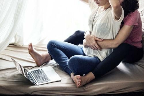 Tôi có nên chấp nhận cô cháu dâu là người đồng tính