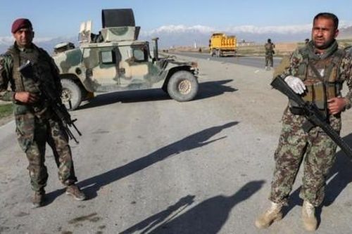 5 tên lửa nã trúng căn cứ không quân Mỹ ở Afghanistan
