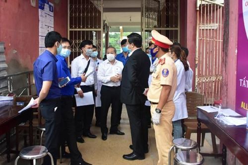 Mỗi công dân đến Huế có một cán bộ giám sát dịch tễ