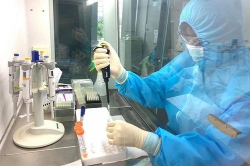 Cho phép cơ sở y tế tư nhân thực hiện xét nghiệm chẩn đoán COVID-19