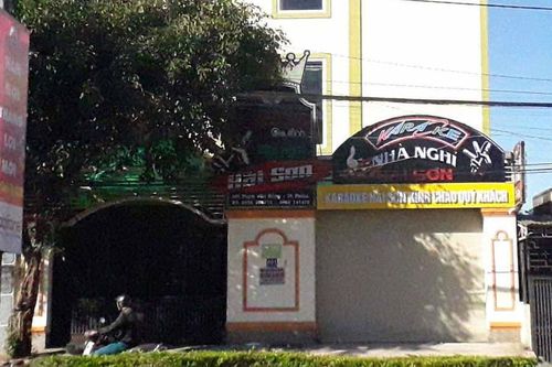 Quán karaoke mở cửa đón khách bất chấp lệnh cấm