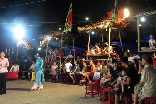 Đã say ví, giặm nên yêu bài chòi...