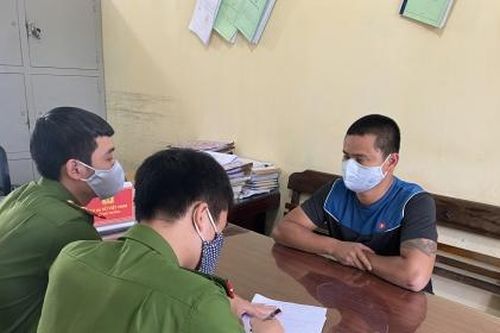Thanh Hóa: Bắt quả tang 20 đối tượng đánh bạc, thu giữ 800 triệu đồng