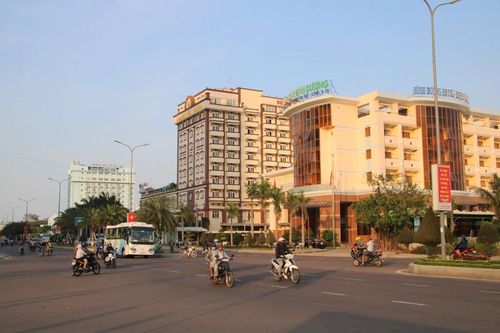 Bình Định xin cơ chế để di dời các khách sạn ven biển Quy Nhơn