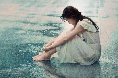 Chẳng có người đàn bà nào không đau khi chồng phản bội