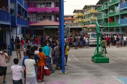 Ký túc xá dành cho lao động nước ngoài trở thành ổ dịch COVID-19 của Singapore