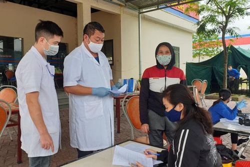 Bài cuối: Người dân là tuyến đầu