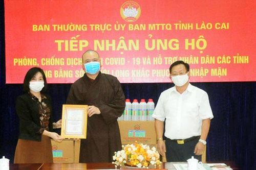 Gần 2 tỷ đồng ủng hộ phòng, chống dịch Covid-19 và khắc phục xâm nhập mặn