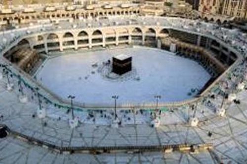 Saudi Arabia giới nghiêm tại các tụ điểm tôn giáo
