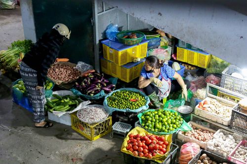 Chợ Hàng Bè, Long Biên vắng vẻ những ngày cách ly toàn xã hội