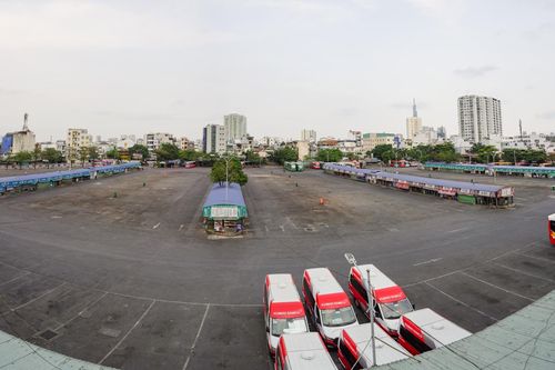 Trống vắng khác thường tại các bến xe ở TP.HCM