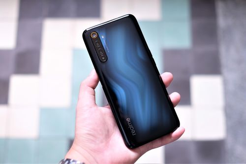 Realme ra mắt smartphone màn hình 90 Hz, camera 64 MP, giá từ 6 triệu