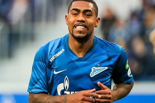 Cựu tiền đạo Barca nhận giải thưởng theo cách độc nhất vô nhị