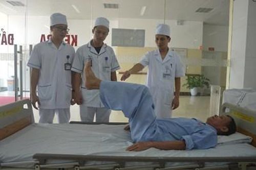 Ứng dụng kỹ thuật điều trị tiêu sợi huyết đột quỵ nhồi máu não