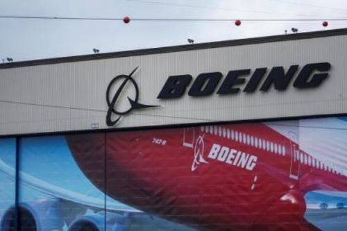 Công ty sản xuất phụ tùng cho Boeing đóng cửa, 2.300 lao động nghỉ tạm thời