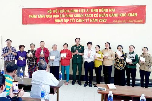 Chăm lo tốt hơn cho gia đình liệt sĩ