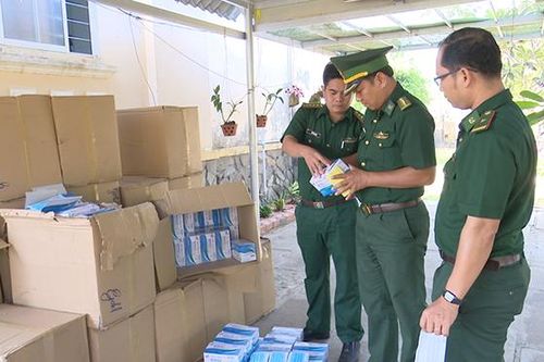 Tập trung đấu tranh chống buôn lậu, gian lận thương mại và hàng giả