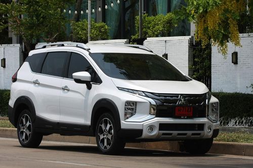Đánh giá Mitsubishi Xpander Cross 2020 - lái ổn, ít trang bị an toàn