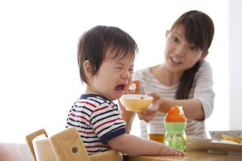 Coi chừng dị ứng thức ăn ở trẻ