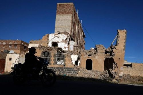 Yemen: Houthi kết án tử hình 4 phóng viên làm gián điệp cho Saudi Arabia