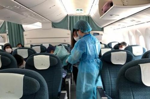 Vietnam Airlines tiếp tục đưa 12 công dân từ Nhật Bản về nước