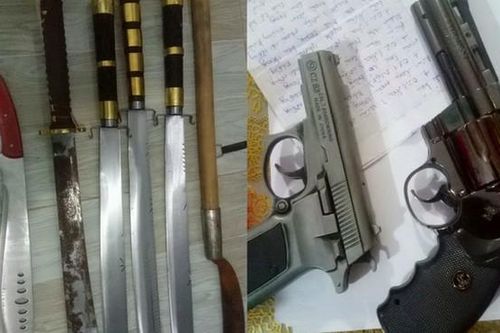 Phát hiện nhiều súng và hung khí tại ổ đánh bạc ăn tiền ở Phú Quốc