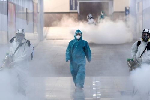 Nghiên cứu mới: Virus SARS-CoV-2 có thể 'bay' xa 4m trong không khí