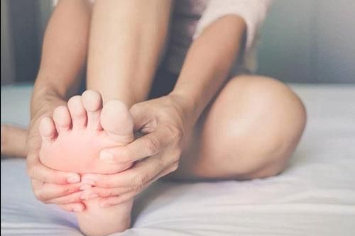 Thấy bàn chân có 6 'điểm lạ' này thì tuyệt đối không được lơ là, cẩn thận căn bệnh nguy hiểm