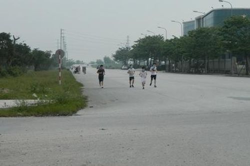Nhiều người dân vẫn chủ quan trong phòng, chống dịch Covid-19
