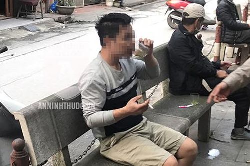 Không đeo khẩu trang ở nơi công cộng, người bị phạt nêu lý do khó nghe