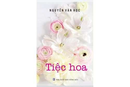 Trong bữa tiệc hoa