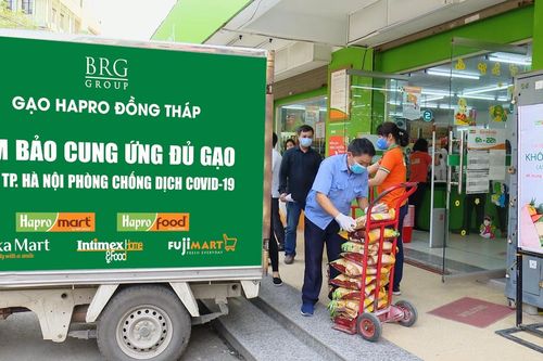 BRG Mart chung tay cùng chính quyền cung ứng các mặt hàng thiết yếu cho khu vực bị cách ly