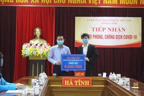 Hết hạn cách ly, 1 du học sinh ủng hộ 5.000 USD chống dịch