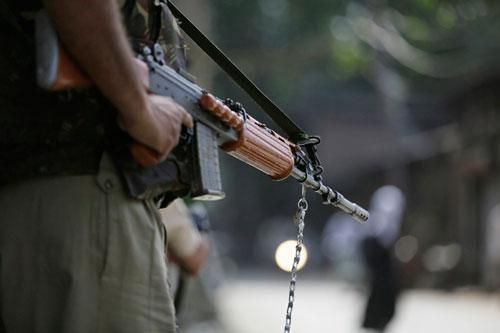 Đụng độ ác liệt giữa quân đội Ấn Độ và Pakistan ở Kashmir