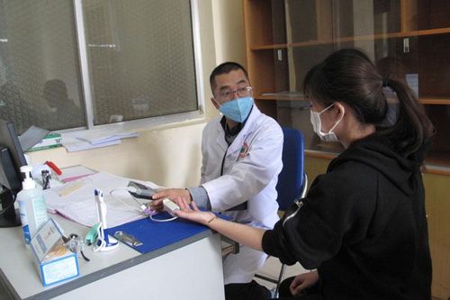 Hơn 2.300 lượt tư vấn về Covid-19 qua đường dây nóng y tế