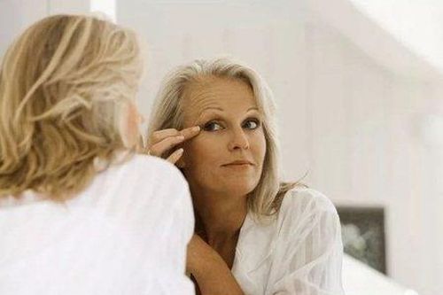 Bí quyết giúp tránh nếp nhăn sâu trên mặt