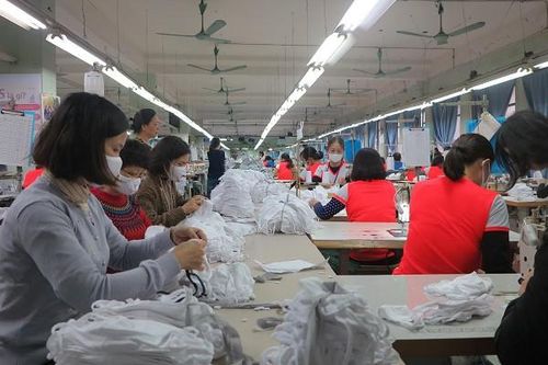 Việt Nam sẽ là 'công xưởng' sản xuất khẩu trang?