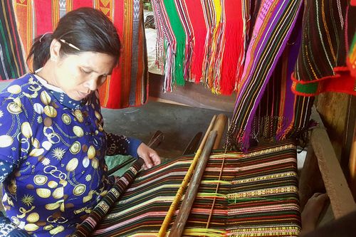 Lo lắng của nghệ nhân H'Uôi Niê
