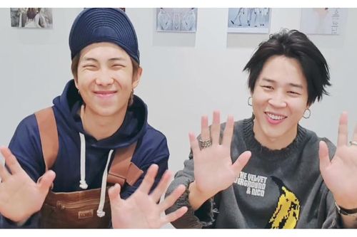 RM và Jimin cùng màn 'bắt trend' trổ tài làm cà phê Dalgona muộn màng