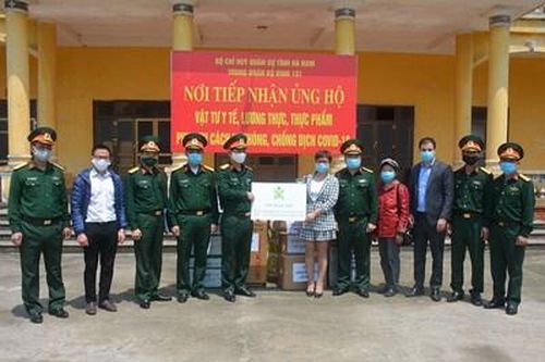 Báo Quân đội nhân dân tiếp tục thực hiện chương trình 'Quân với dân một ý chí' tại Ninh Bình và Hà Nam