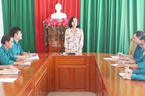 Nhiều biện pháp xây dựng chi bộ quân sự vững mạnh