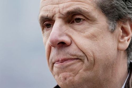 Thống đốc New York tuyên bố 'cứng' về việc trái lệnh Tổng thống Trump