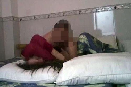 Khởi tố 2 bị can liên quan đến ảnh 'nóng' nghi của lãnh đạo ngành ở Hậu Giang