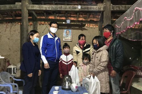 Đoàn Thanh niên Bắc Giang kêu gọi, phối hợp tặng thực phẩm cho người nghèo
