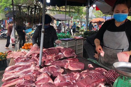 Giá thịt lợn tăng cao trong hai ngày đầu tuần, chưa có dấu hiệu 'giảm nhiệt'